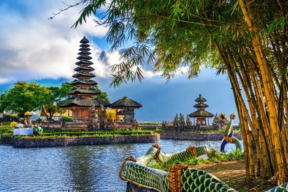Holidays to Indonesia | Cheap Holiday Deals to Indonesia 2021
