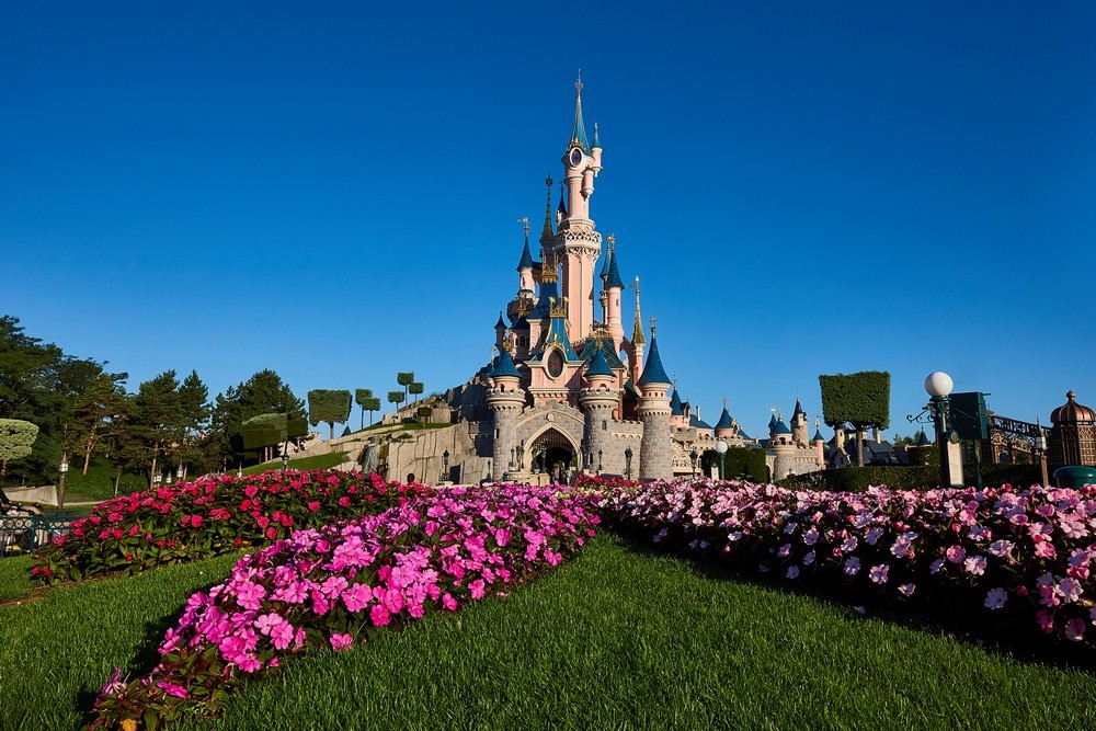 Disneyland Paris Holidays | Cheap Disneyland Paris Holiday Deals