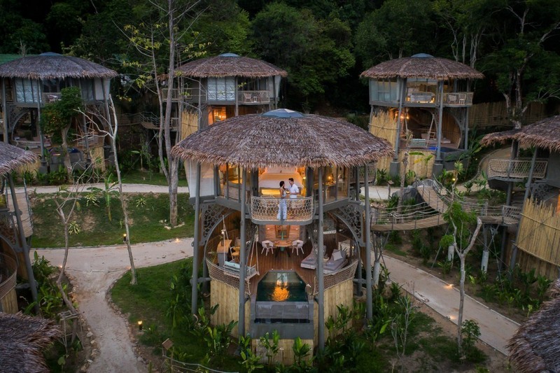 thailand with tree house